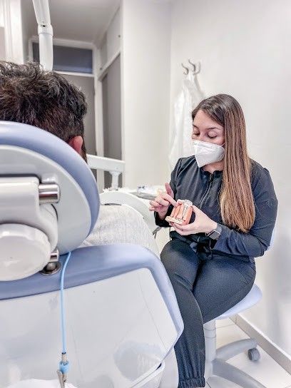 AF1QipNGXc4KgB4QUnnTMN9zfJ7a44hyd7lJgEFApTOiw408 h544 k no