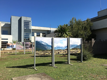 AF1QipOz3a1bKzy6Wf XE7N7 cYnpAgZbC0VnbOzXgOqw408 h306 k no