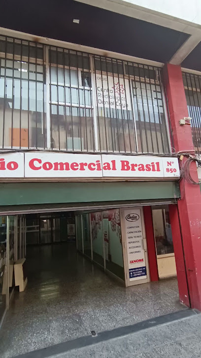 AF1QipPGCrGb7HM7R R4CN2qxES90FYCUh1ydo jw 8Dw408 h725 k no