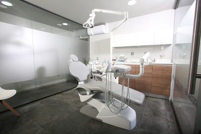 AF1QipPTSplP9OR73bM36RrA6aQC2 PIQUiAg7R7BzTEw408 h272 k no